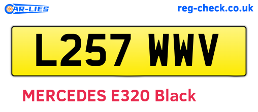 L257WWV are the vehicle registration plates.
