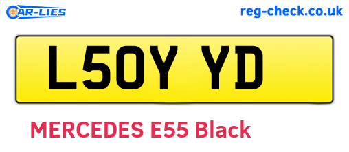 L50YYD are the vehicle registration plates.