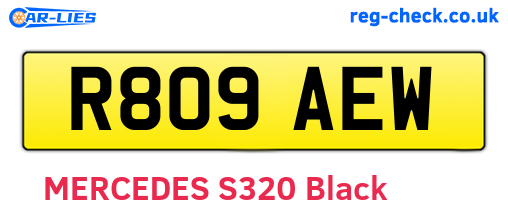 R809AEW are the vehicle registration plates.