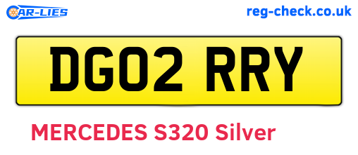 DG02RRY are the vehicle registration plates.
