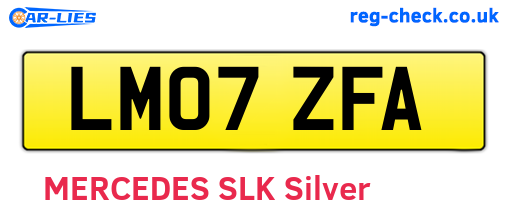 LM07ZFA are the vehicle registration plates.
