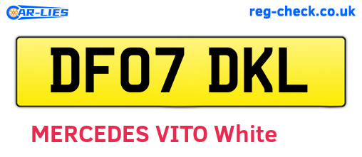 DF07DKL are the vehicle registration plates.