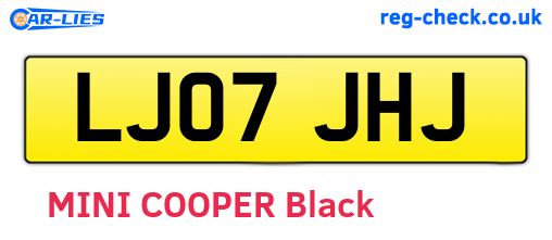 LJ07JHJ are the vehicle registration plates.