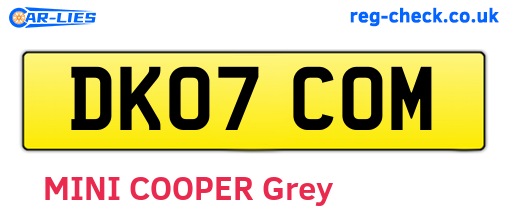 DK07COM are the vehicle registration plates.
