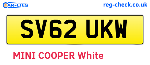SV62UKW are the vehicle registration plates.