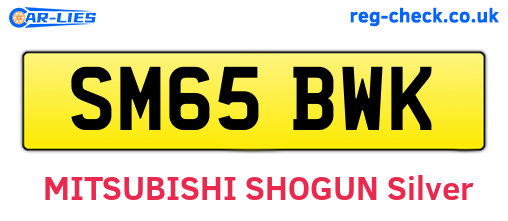 SM65BWK are the vehicle registration plates.