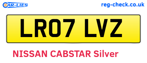 LR07LVZ are the vehicle registration plates.