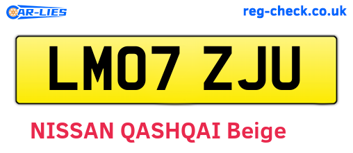 LM07ZJU are the vehicle registration plates.
