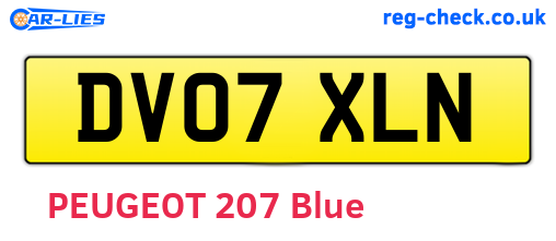 DV07XLN are the vehicle registration plates.