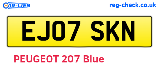 EJ07SKN are the vehicle registration plates.
