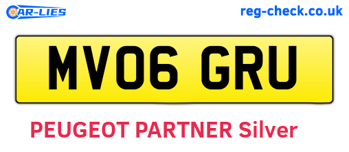 MV06GRU are the vehicle registration plates.