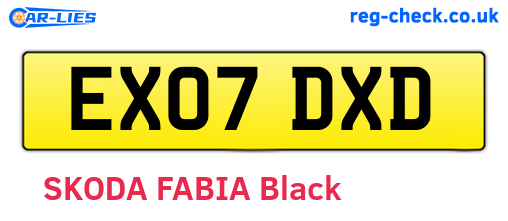 EX07DXD are the vehicle registration plates.