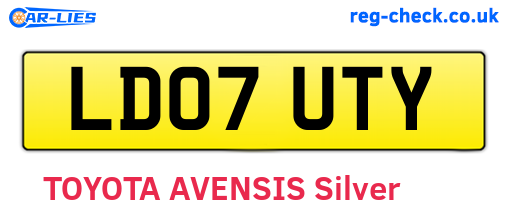 LD07UTY are the vehicle registration plates.