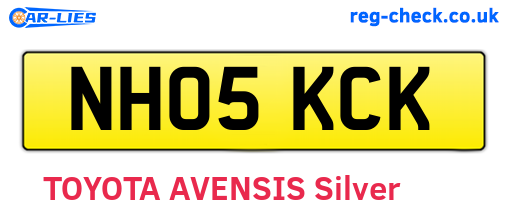 NH05KCK are the vehicle registration plates.