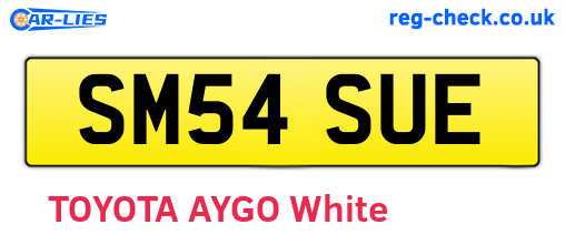 SM54SUE are the vehicle registration plates.