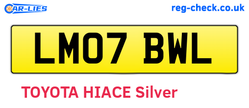 LM07BWL are the vehicle registration plates.