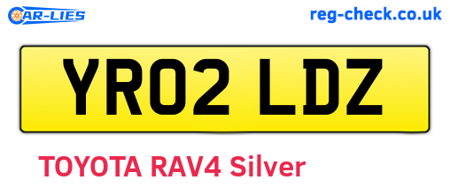 YR02LDZ are the vehicle registration plates.