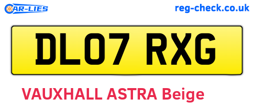DL07RXG are the vehicle registration plates.