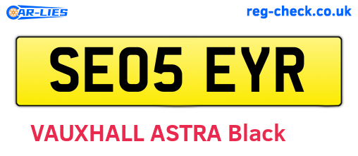 SE05EYR are the vehicle registration plates.