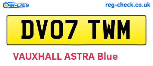 DV07TWM are the vehicle registration plates.