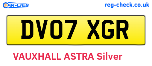 DV07XGR are the vehicle registration plates.