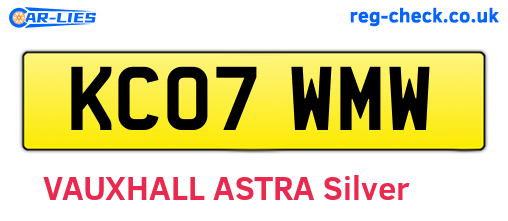 KC07WMW are the vehicle registration plates.