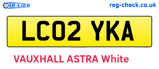 LC02YKA are the vehicle registration plates.