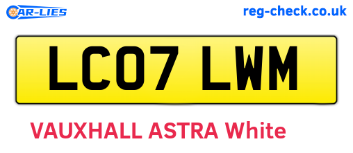 LC07LWM are the vehicle registration plates.