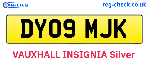 DY09MJK are the vehicle registration plates.