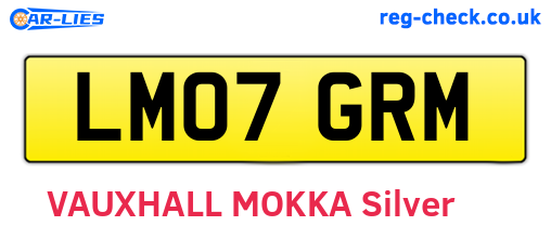 LM07GRM are the vehicle registration plates.