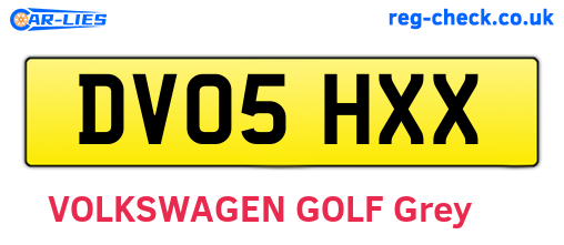 DV05HXX are the vehicle registration plates.