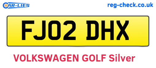 FJ02DHX are the vehicle registration plates.