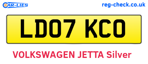 LD07KCO are the vehicle registration plates.