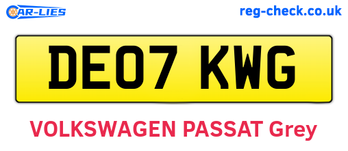 DE07KWG are the vehicle registration plates.