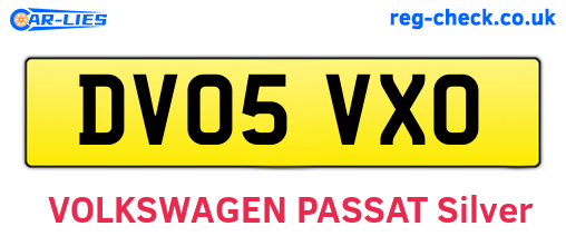 DV05VXO are the vehicle registration plates.