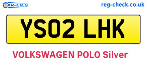 YS02LHK are the vehicle registration plates.