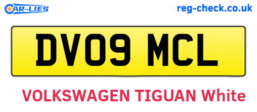 DV09MCL are the vehicle registration plates.