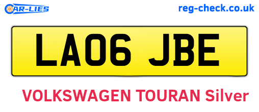 LA06JBE are the vehicle registration plates.