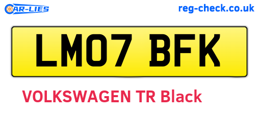 LM07BFK are the vehicle registration plates.