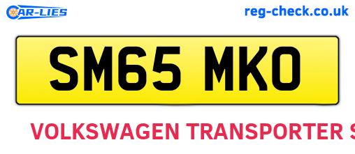 SM65MKO are the vehicle registration plates.