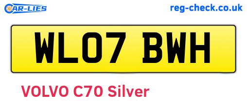 WL07BWH are the vehicle registration plates.