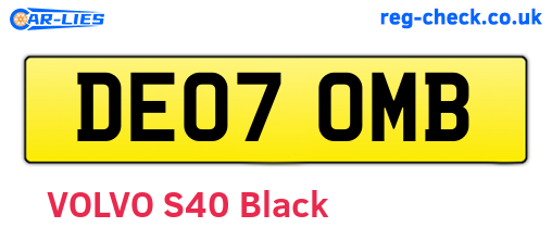 DE07OMB are the vehicle registration plates.
