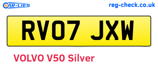 RV07JXW are the vehicle registration plates.