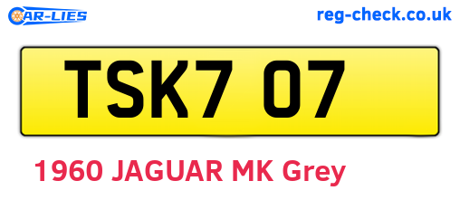 TSK707 are the vehicle registration plates.