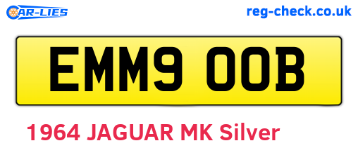 EMM900B are the vehicle registration plates.