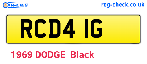 RCD41G are the vehicle registration plates.