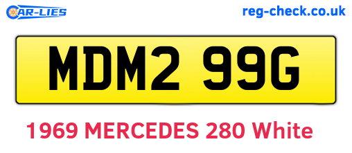 MDM299G are the vehicle registration plates.