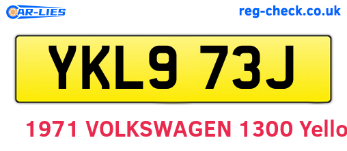 YKL973J are the vehicle registration plates.