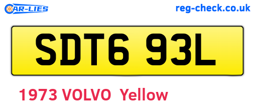 SDT693L are the vehicle registration plates.
