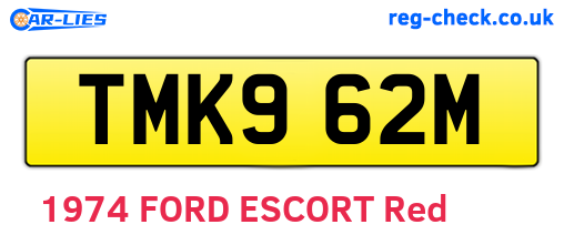 TMK962M are the vehicle registration plates.